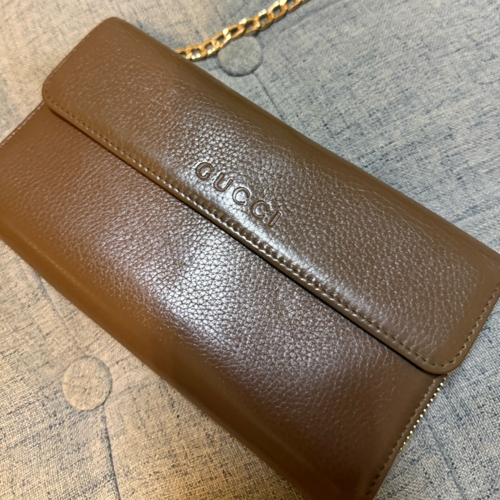 Gucci✨Long Pebbled Leather Continental Travel Organizer Flap Wallet Gold Chain - Picture 2 of 13